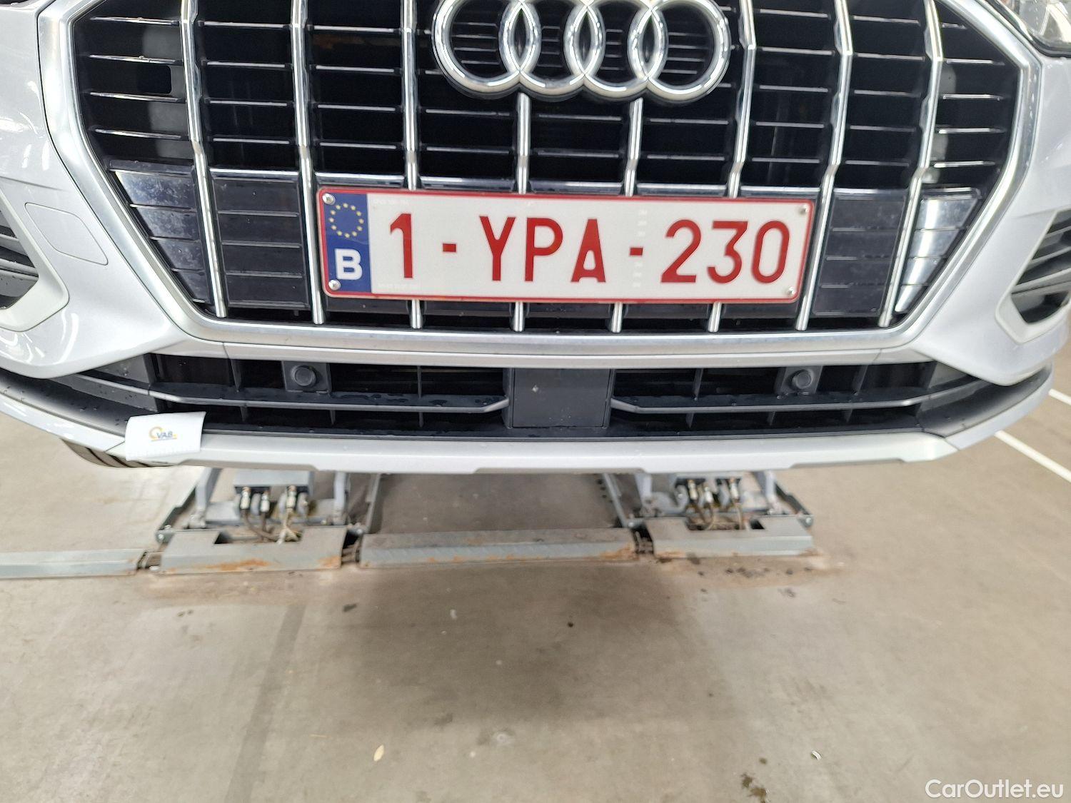  Audi  Q3 Audi,  '18, Audi  35 TFSI S tronic Advanced 5d #15