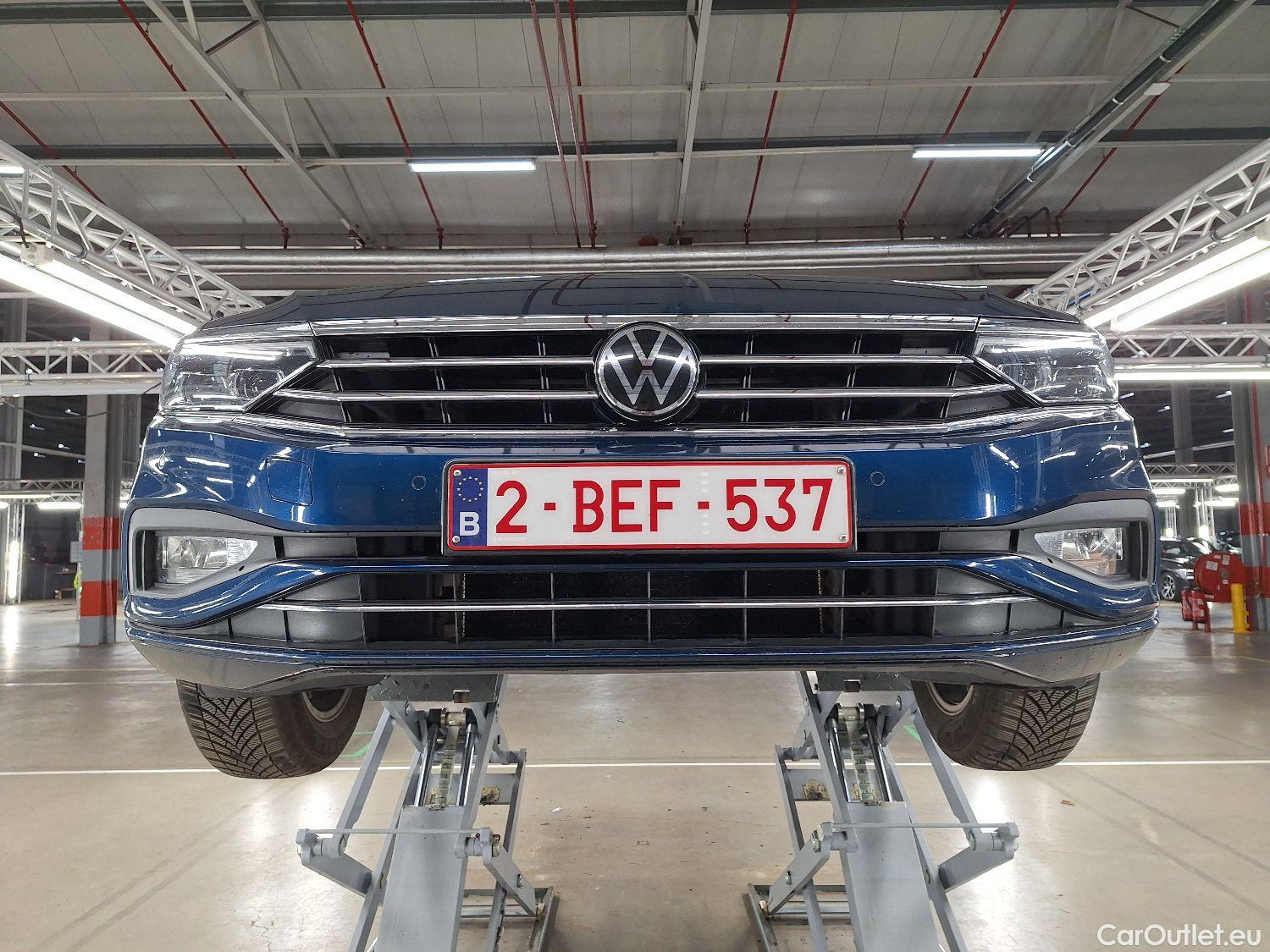  Volkswagen  Passat VW,  FL'19, Volkswagen  1.5 TSI Style Business DSG 4d #5