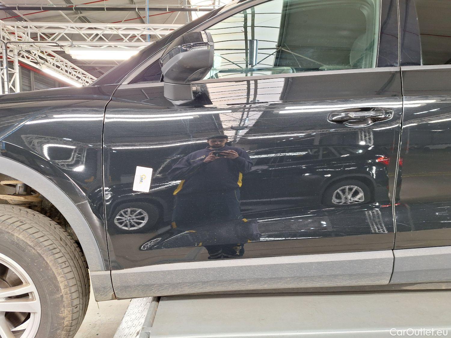  Audi  Q3 Audi,  '18, Audi  35 TDI S Tronic Bus. Ed. Attraction 5d #14