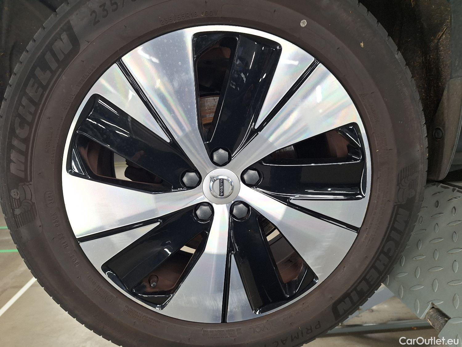  Volvo  XC 40 Volvo, XC40 '17 PHEV, Volvo XC40 T4 Recharge Geartronic Inscription Expr #4