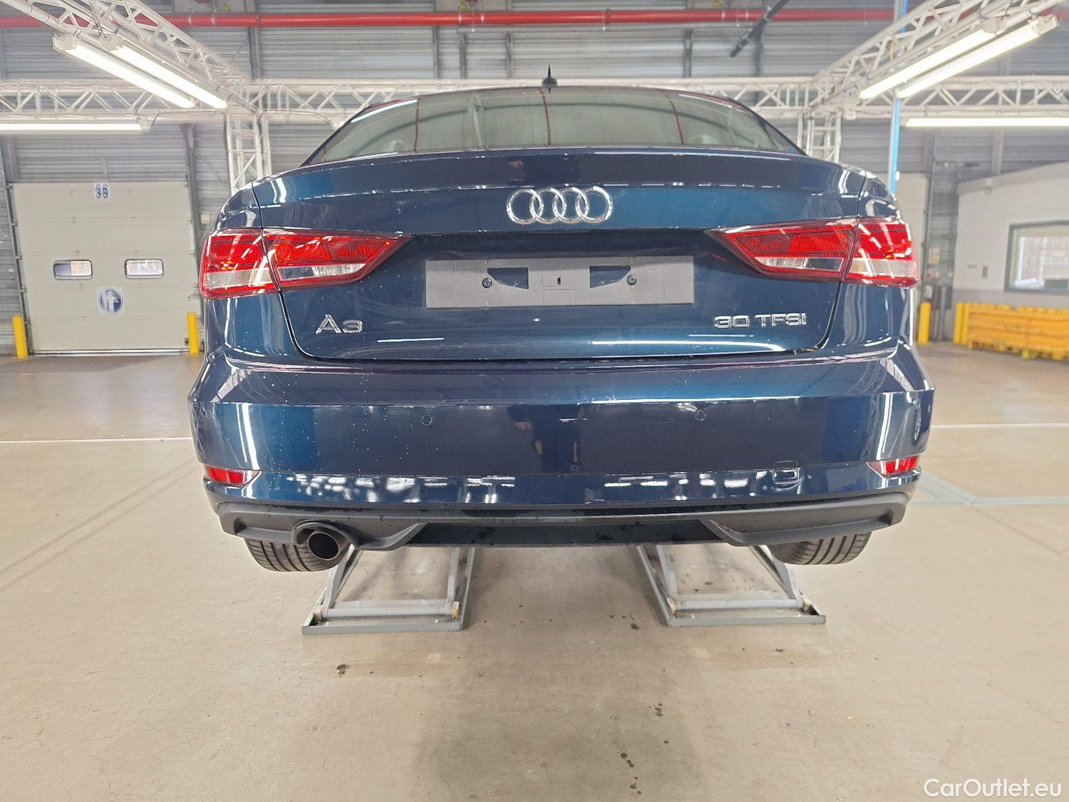  Audi  A3 Audi,  Berline FL'16, Audi  Berline 1.0 TFSi 30 85kW 4d #9