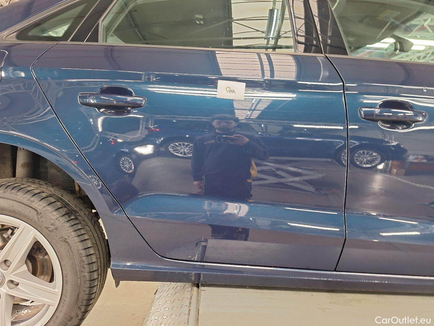  Audi  A3 Audi,  Berline FL'16, Audi  Berline 1.0 TFSi 30 85kW 4d #6