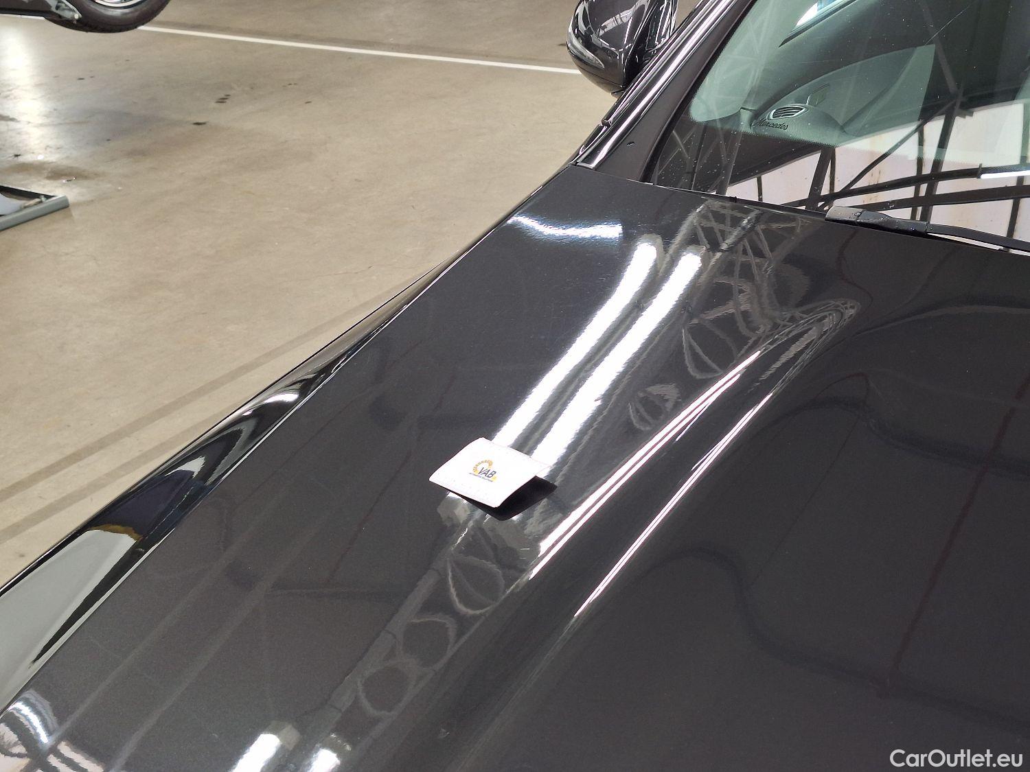  Mercedes  E-Klasse Mercedes, E-Class FL'20 PHEV, Mercedes-Benz  Berline E 300 de 4MATIC Bus #29