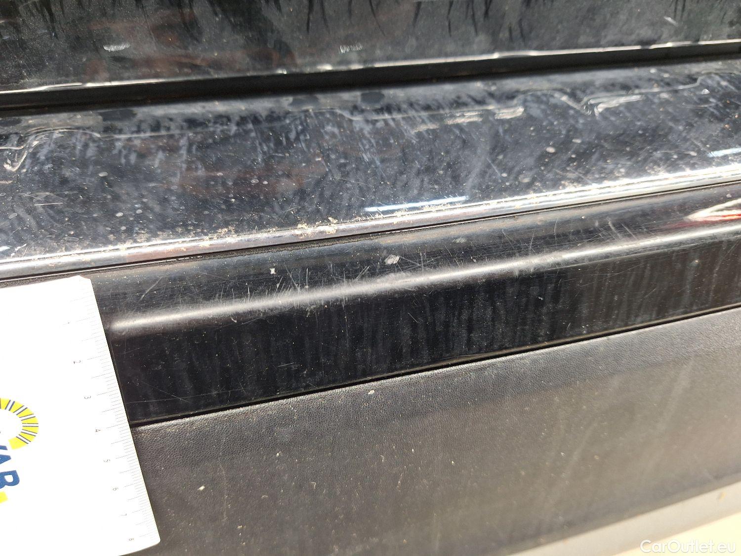  Mercedes  GLB Mercedes,  '19, Mercedes-Benz   200 d Business Solution 5d #9