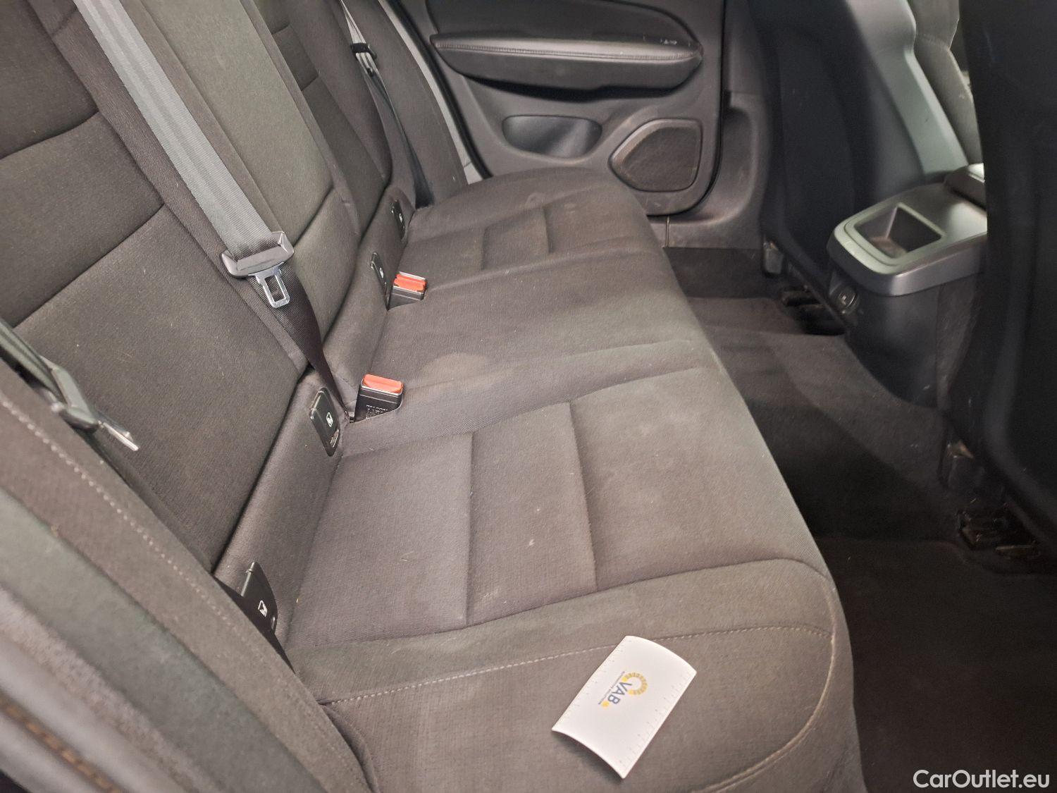  Volvo  V60 Volvo,  '18, Volvo  D3 Geartronic Momentum Pro 5d #14