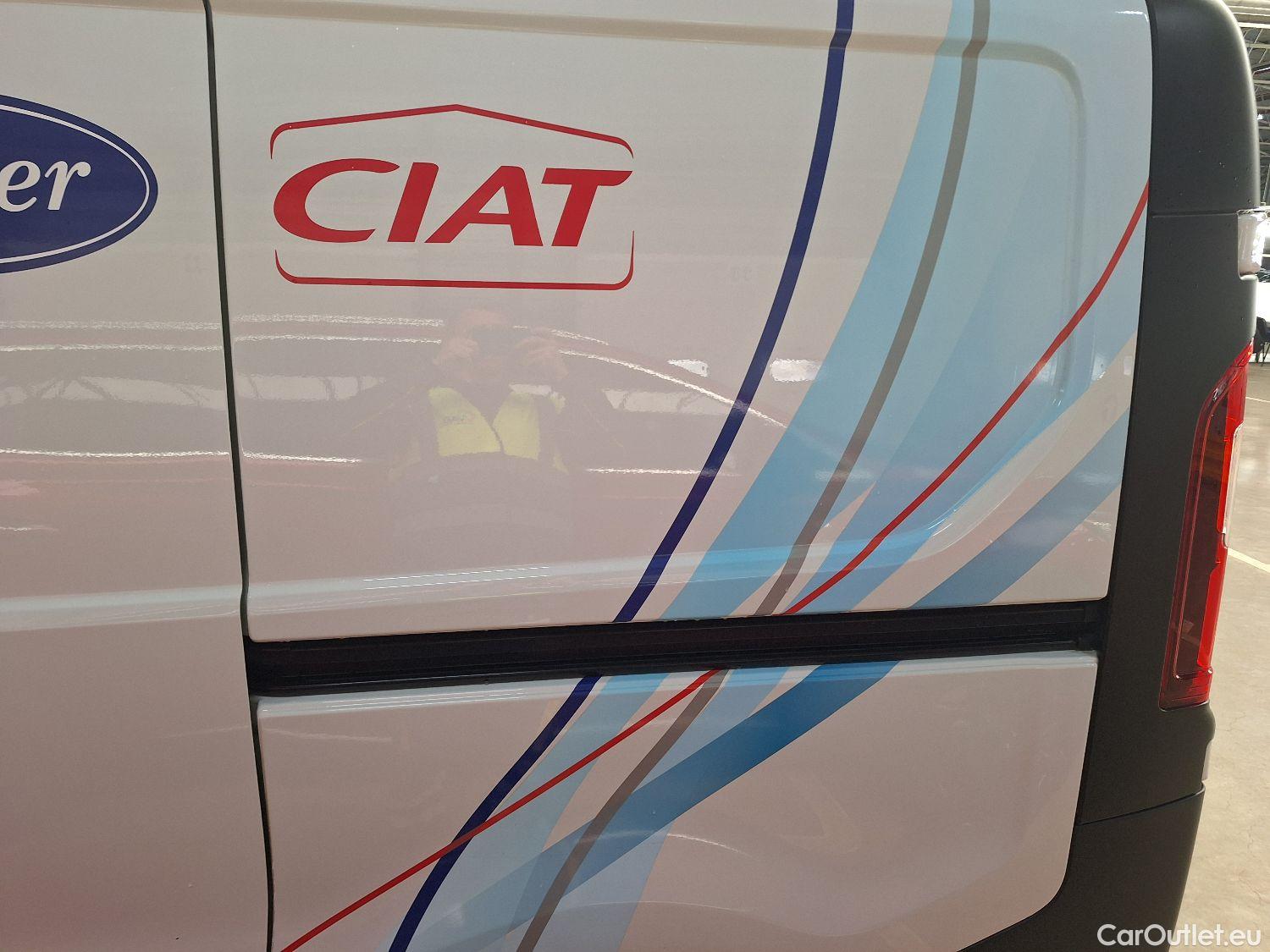  Renault  Trafic Renault, _ '14, Renault  L1H1 dCi 145 Grand Confort 2.9T 4d #58