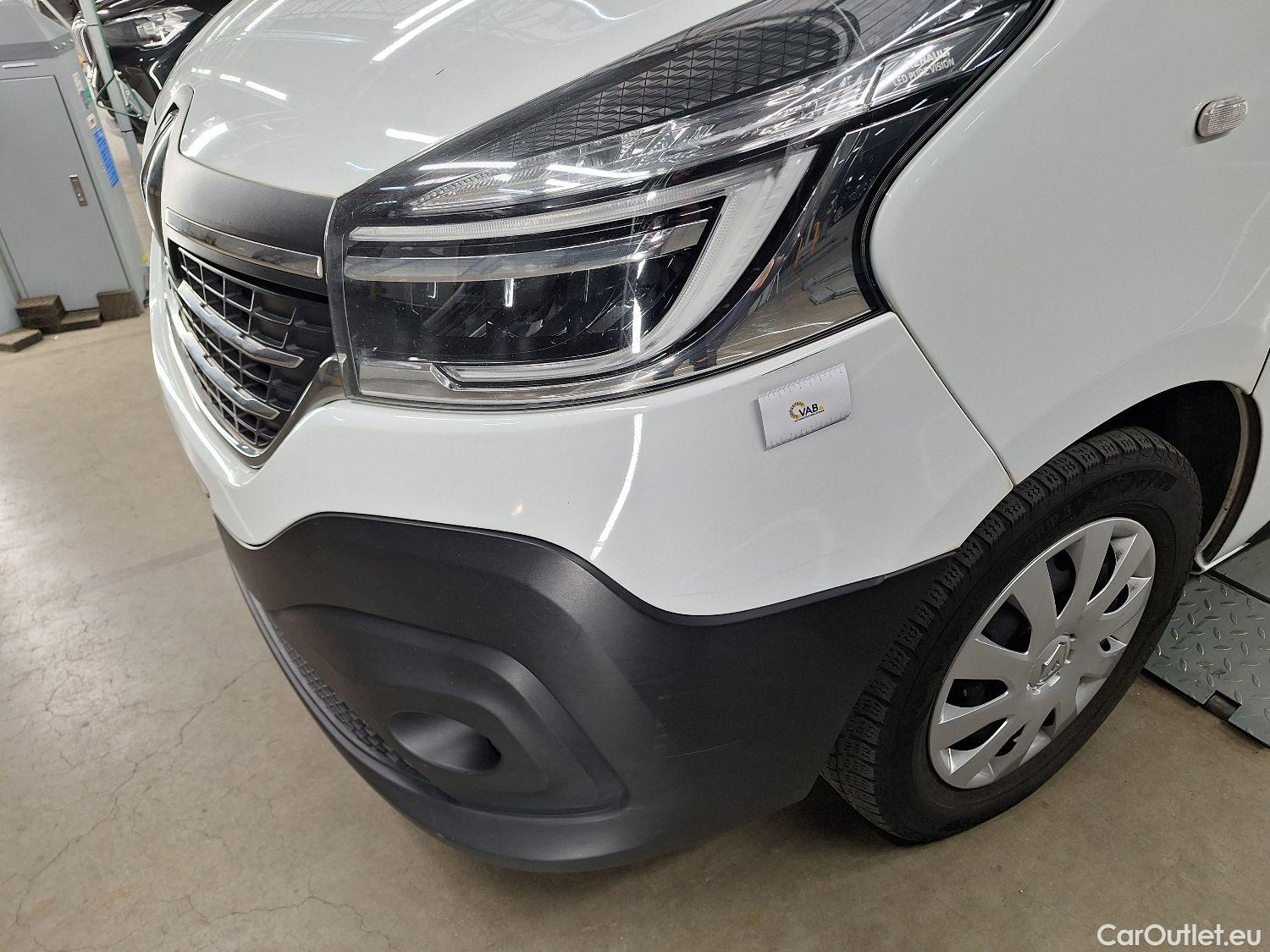  Renault  Trafic Renault, _ '14, Renault  L1H1 dCi 145 Grand Confort 2.9T 4d #49