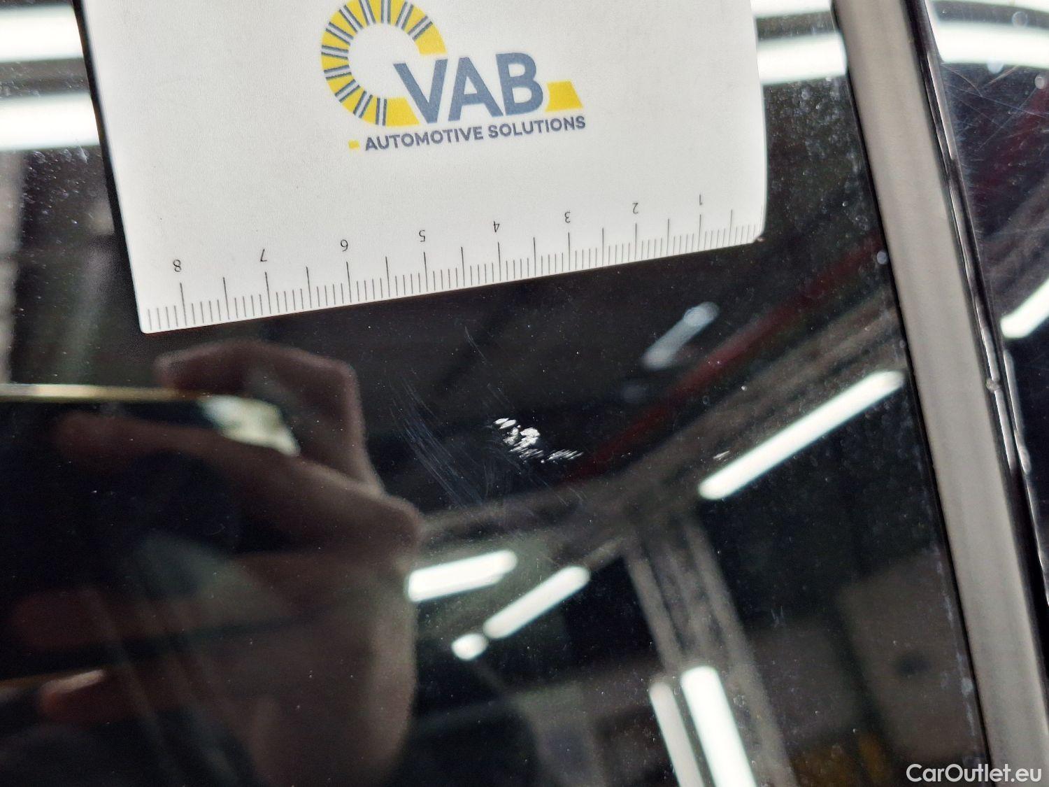  Volvo  XC 40 Volvo, XC40 '17, Volvo XC40 D3 Geartronic Inscription 5d #24