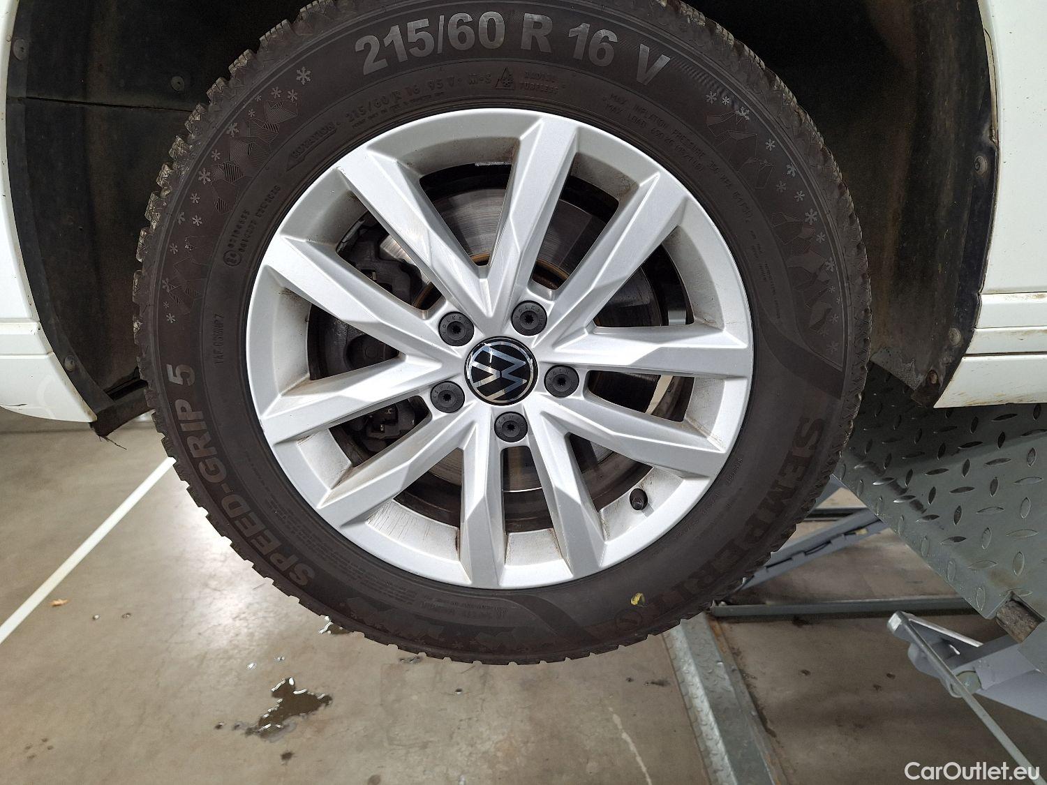  Volkswagen  Passat VW,  Variant FL'19, Volkswagen  Variant 2.0 TDI 90kW DSG Style B #10