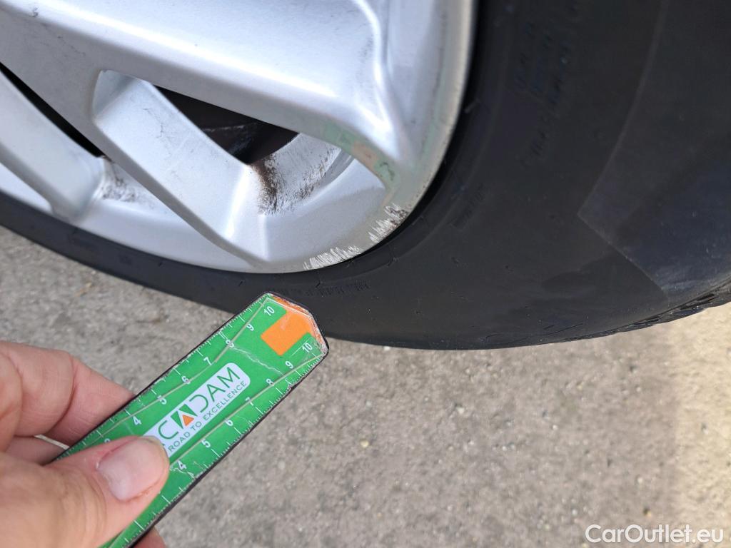  Jeep  Patriot JEEP Renegade / 2014 / 5P / todoterreno Limited 1.3G 112kW (150CV) 4x2 DCT #4