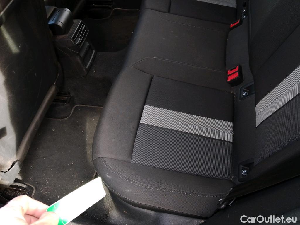  Audi  A3 AUDI  / 2020 / 5P / berlina con portón Sportback Advanced 35 TFSI 110kW S tron #16