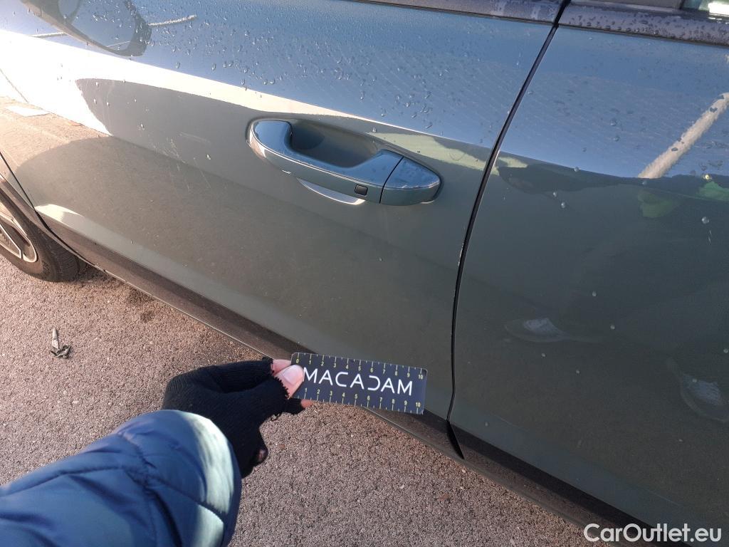  KIA  Niro KIA  / 2022 / 5P / crossover 1.6 GDi PHEV 135kW (183CV) Drive #5