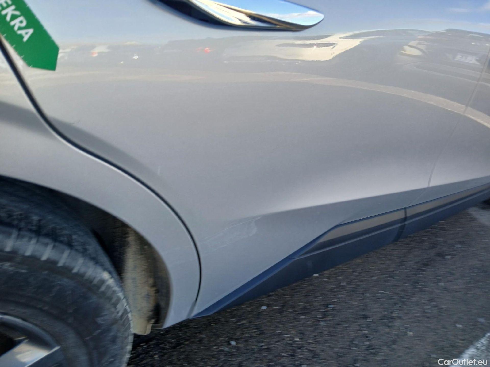  DS  DS4 DS DS 4 / 2021 / 5P / berlina con portón BlueHDi 130 auto BASTILLE + (AC) #27