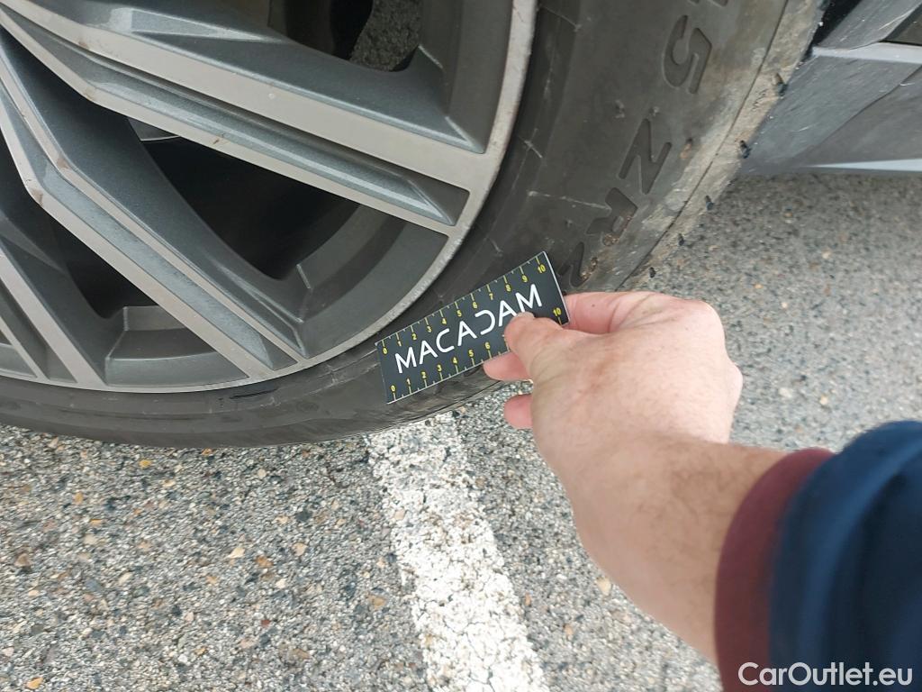  Audi  Q8 AUDI  / 2018 / 5P / todoterreno 45 TDI 170kW (231CV) quattro tiptronic #2