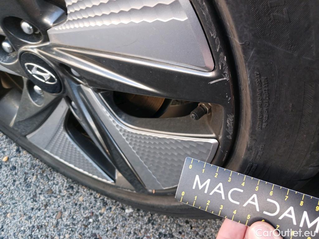  Hyundai   Ioniq HYUNDAI / 2019 / 5P / berlina con portón 1.6 GDI HEV Tecno DCT #4