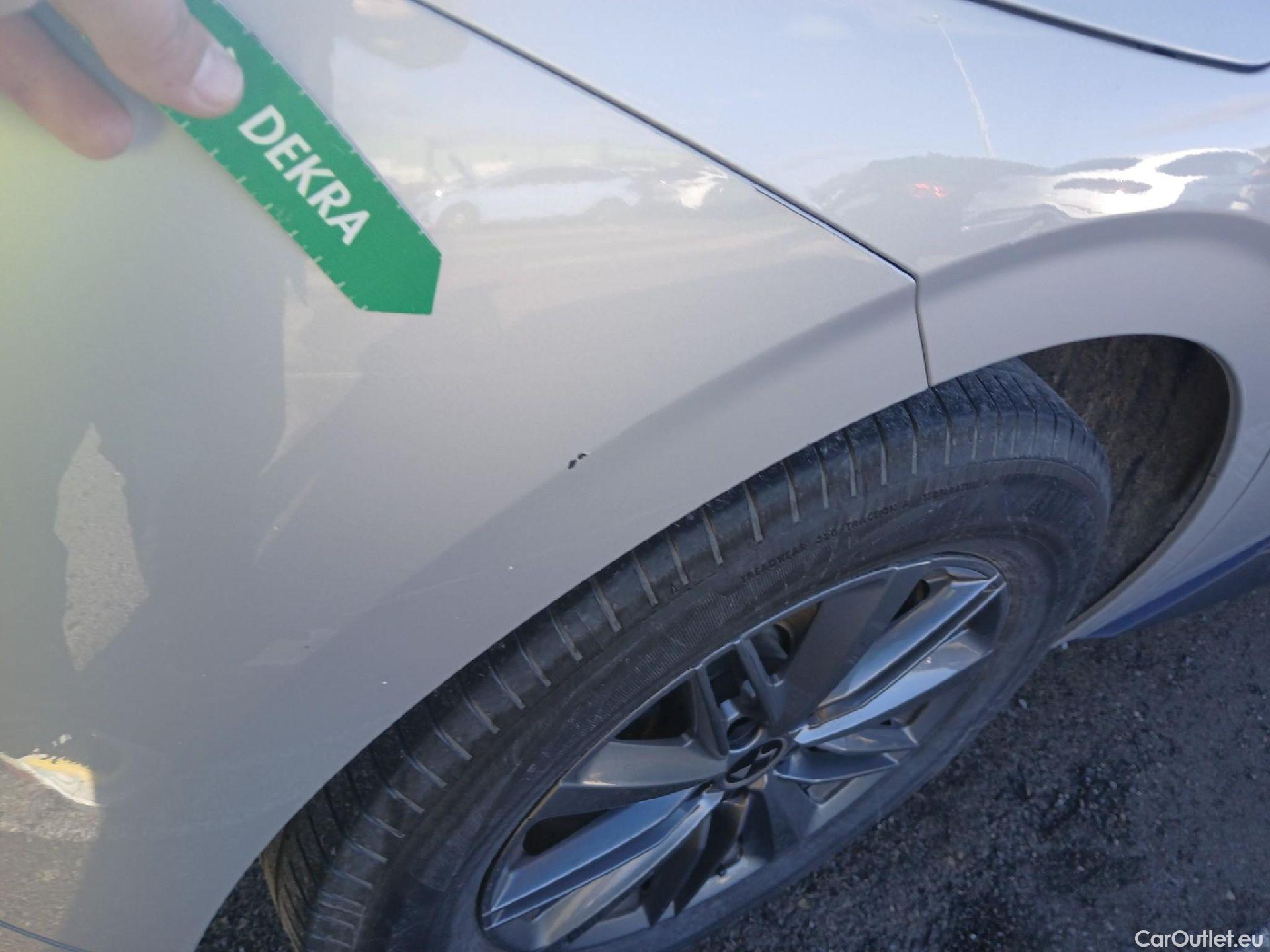  DS  DS4 DS DS 4 / 2021 / 5P / berlina con portón BlueHDi 130 auto BASTILLE + (AC) #26