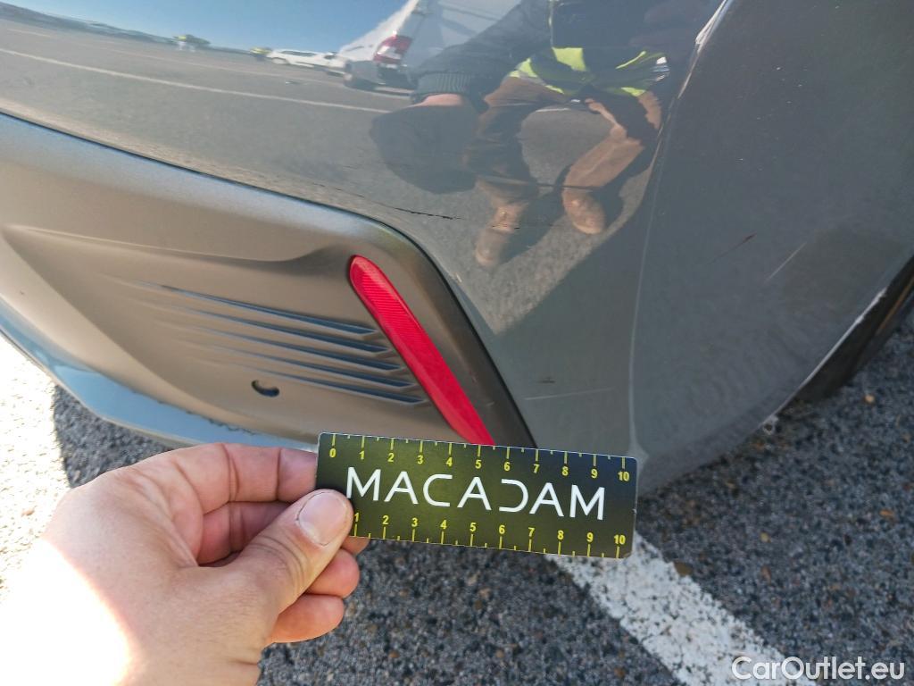  Hyundai   Ioniq HYUNDAI / 2019 / 5P / berlina con portón 1.6 GDI HEV Tecno DCT #15