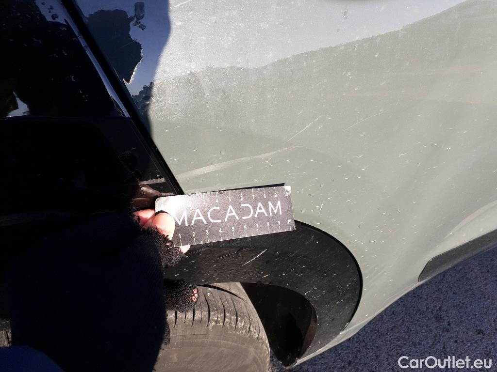  KIA  Niro KIA  / 2022 / 5P / crossover 1.6 GDi PHEV 135kW (183CV) Drive #12