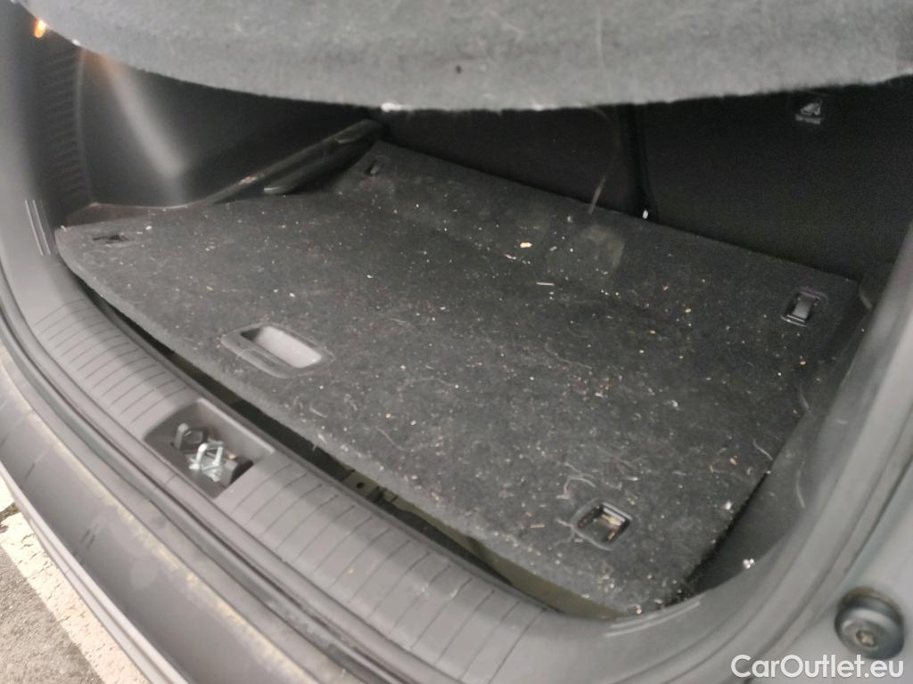  Hyundai  Konna HYUNDAI Kona / 2020 / 5P / todoterreno 1.0 TGDI 48V Maxx 4X2 #3