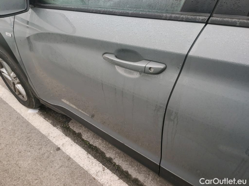  Hyundai  Konna HYUNDAI Kona / 2020 / 5P / todoterreno 1.0 TGDI 48V Maxx 4X2 #6