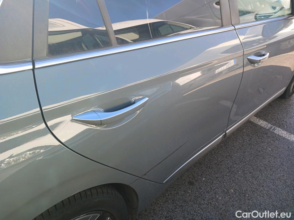  Hyundai   Ioniq HYUNDAI / 2019 / 5P / berlina con portón 1.6 GDI HEV Tecno DCT #11