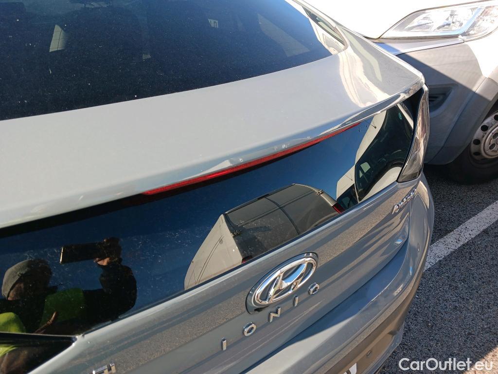  Hyundai   Ioniq HYUNDAI / 2019 / 5P / berlina con portón 1.6 GDI HEV Tecno DCT #20