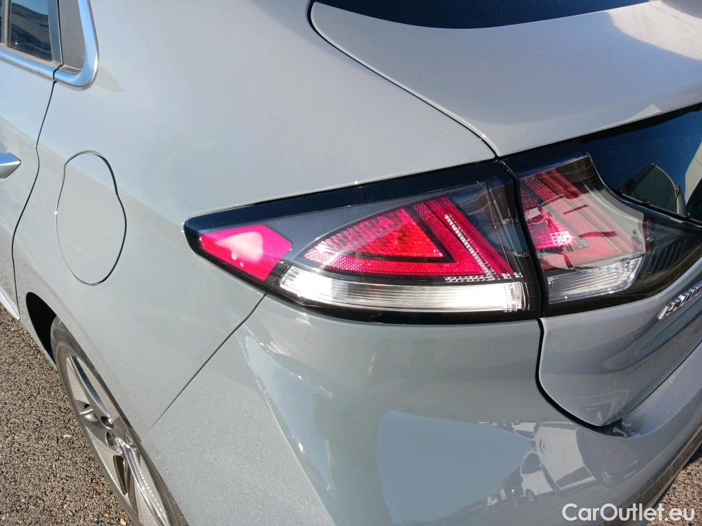  Hyundai   Ioniq HYUNDAI / 2019 / 5P / berlina con portón 1.6 GDI HEV Tecno DCT #32