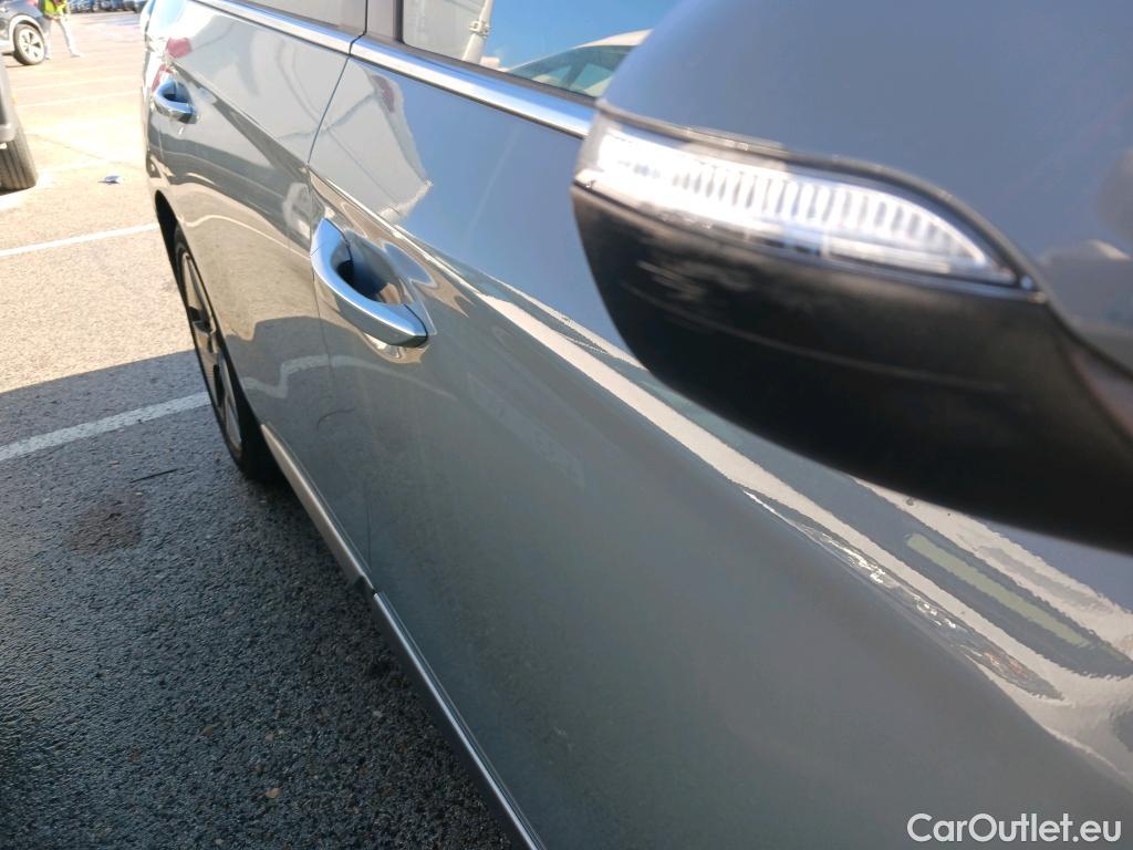  Hyundai   Ioniq HYUNDAI / 2019 / 5P / berlina con portón 1.6 GDI HEV Tecno DCT #34