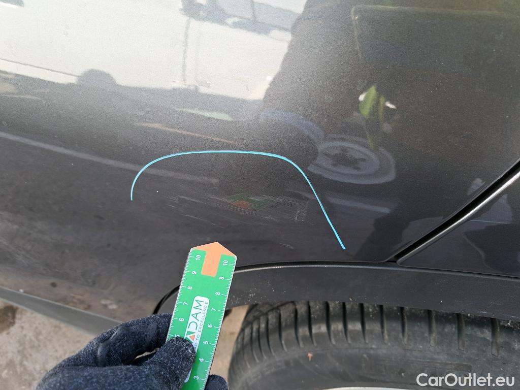  Bmw  X2 BMW  / 2017 / 5P / todoterreno sDrive18d (AC) #2