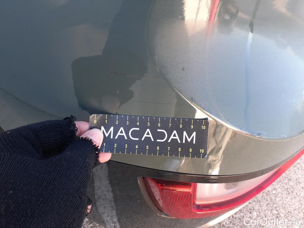  KIA  Niro KIA  / 2022 / 5P / crossover 1.6 GDi PHEV 135kW (183CV) Drive #30