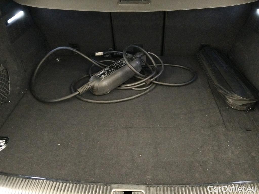  Audi  Q5 AUDI  SPORTBACK / 2020 / 5P / todoterreno Black Line 50 TFSI e quattro-ultra #8