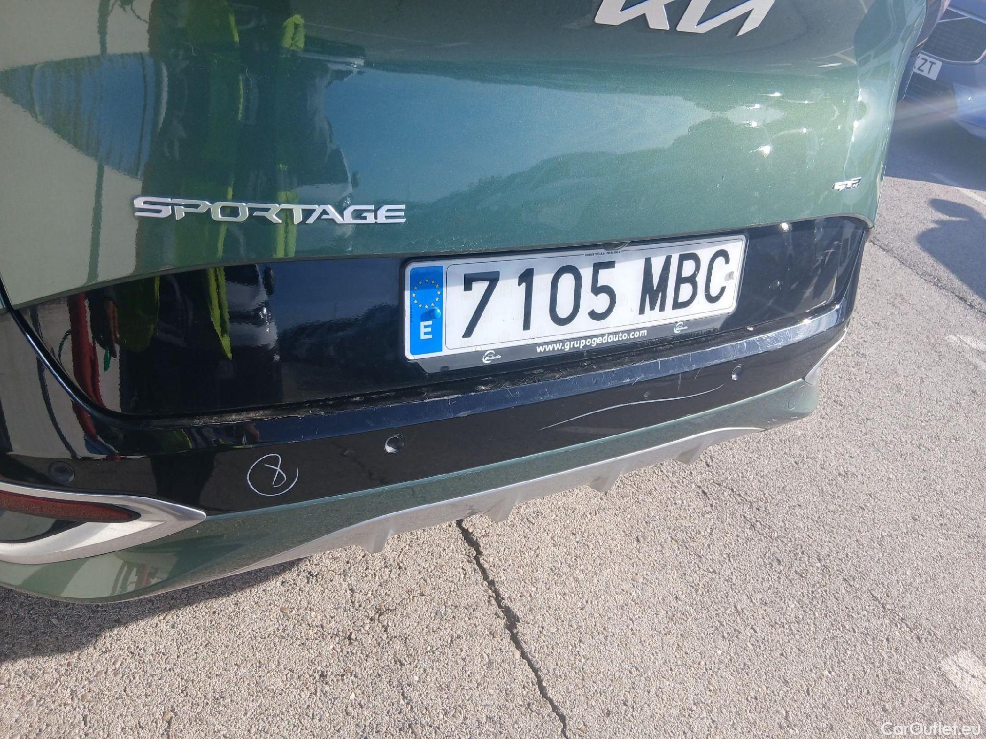  KIA  Sportage KIA  / 2022 / 5P / todoterreno 1.6 T-GDi HEV 171kW (230CV) GT-line 4X2 #25