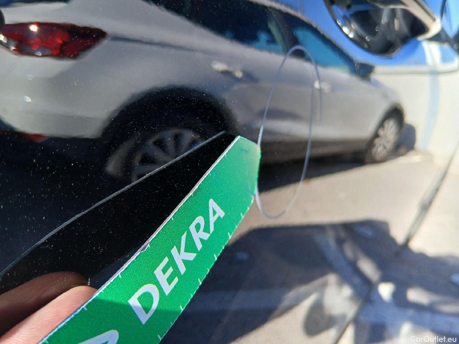  Mercedes  E-Klasse MERCEDES-BENZ Clase E / 2020 / 2P / coupé Coupé E 220 d 4MATIC #19