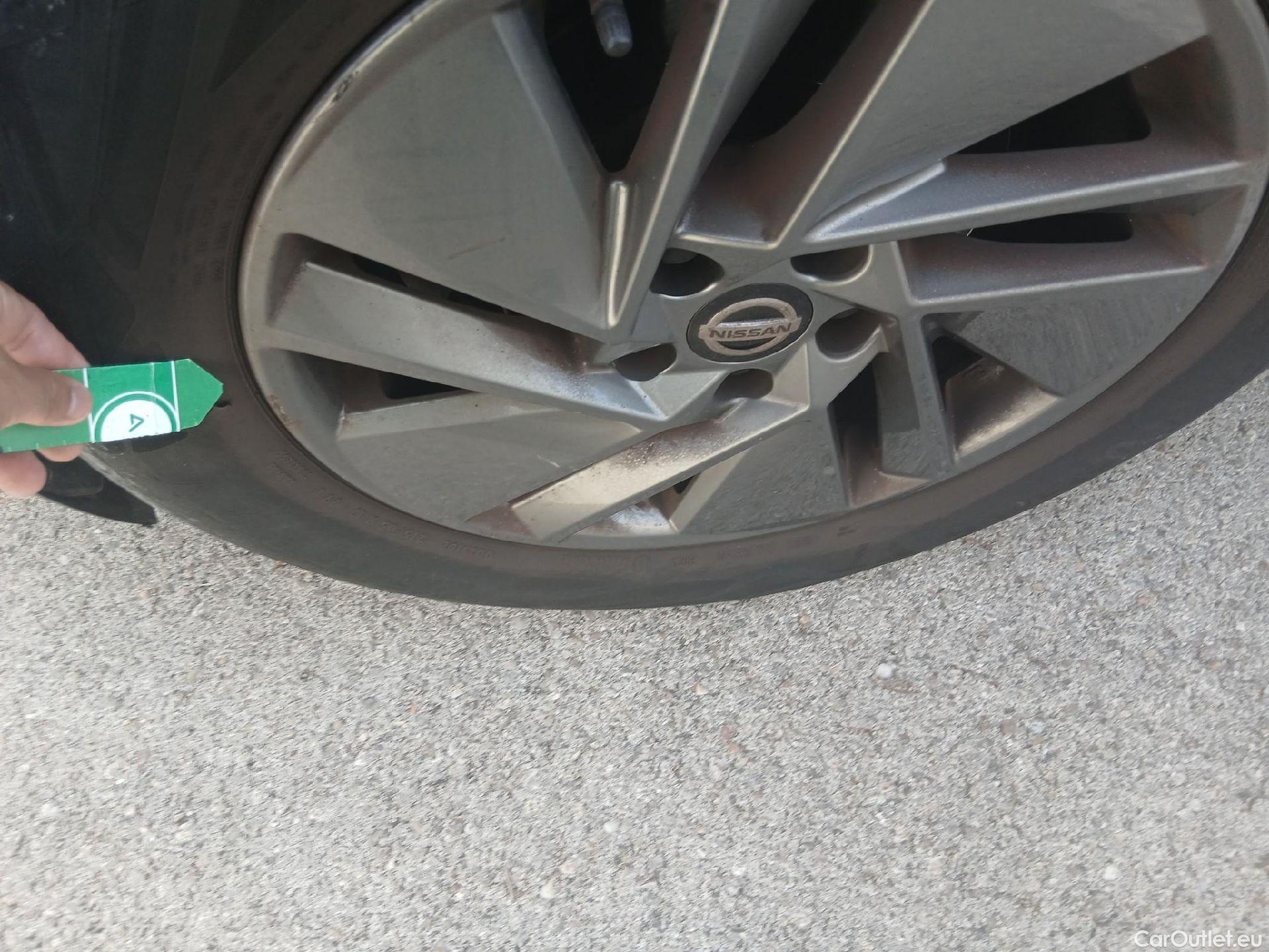  Nissan  Qashqai NISSAN  / 2021 / 5P / todoterreno DIG-T 116kW (158CV) mHEV Xtronic Acenta (AC) #21