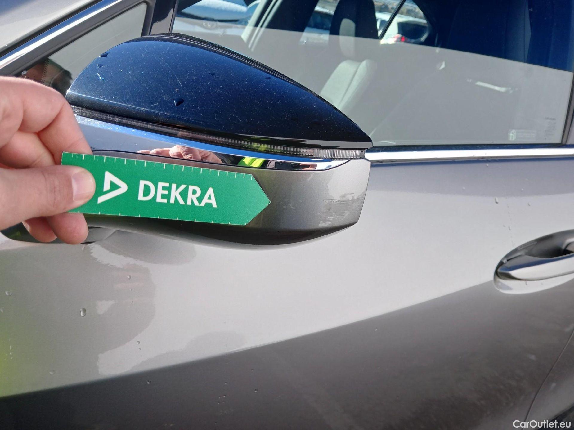  Lexus  UX LEXUS  / 2018 / 5P / todoterreno 2.0 250h Business Navigation (CX) #23