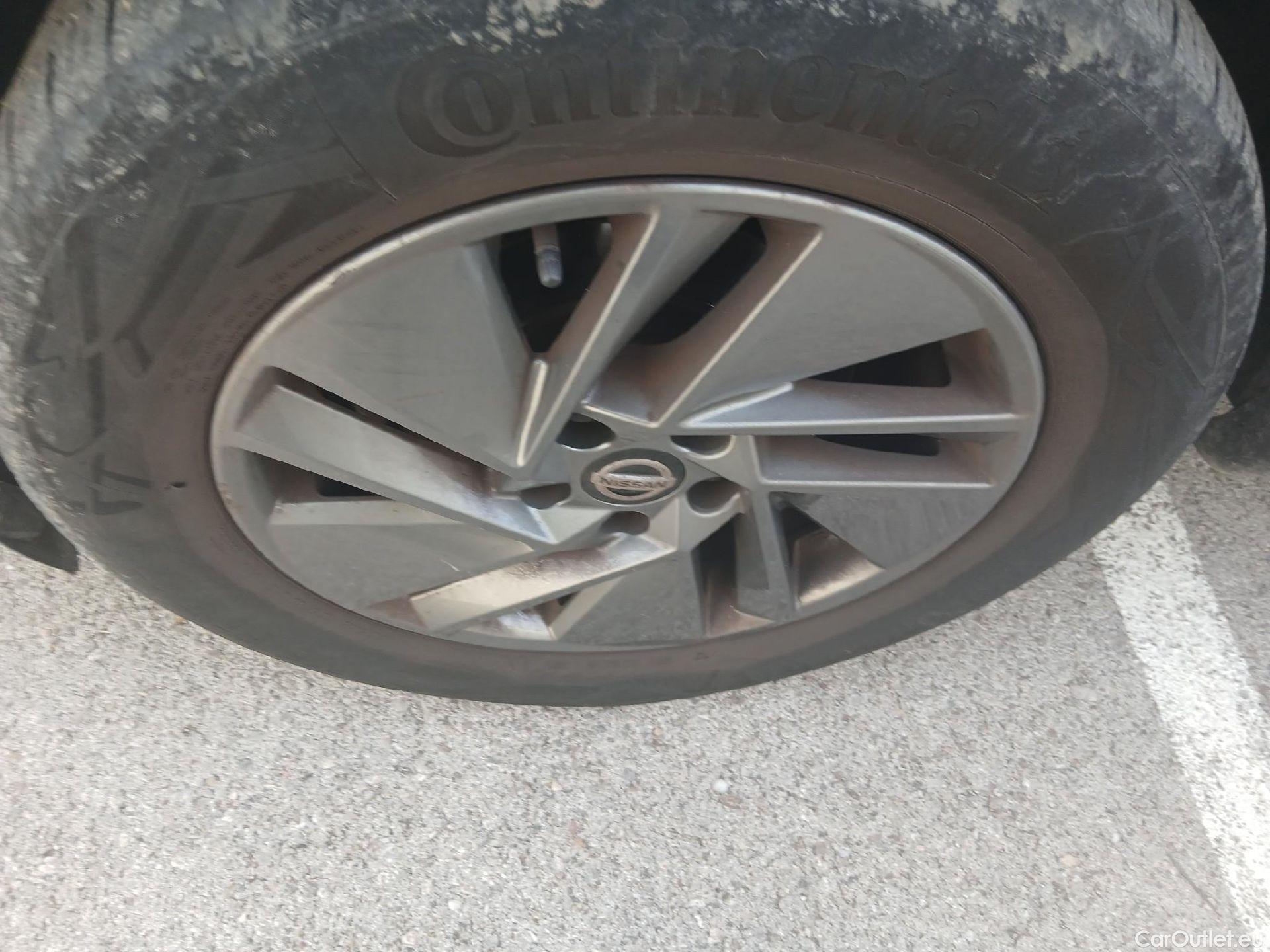  Nissan  Qashqai NISSAN  / 2021 / 5P / todoterreno DIG-T 116kW (158CV) mHEV Xtronic Acenta (AC) #22