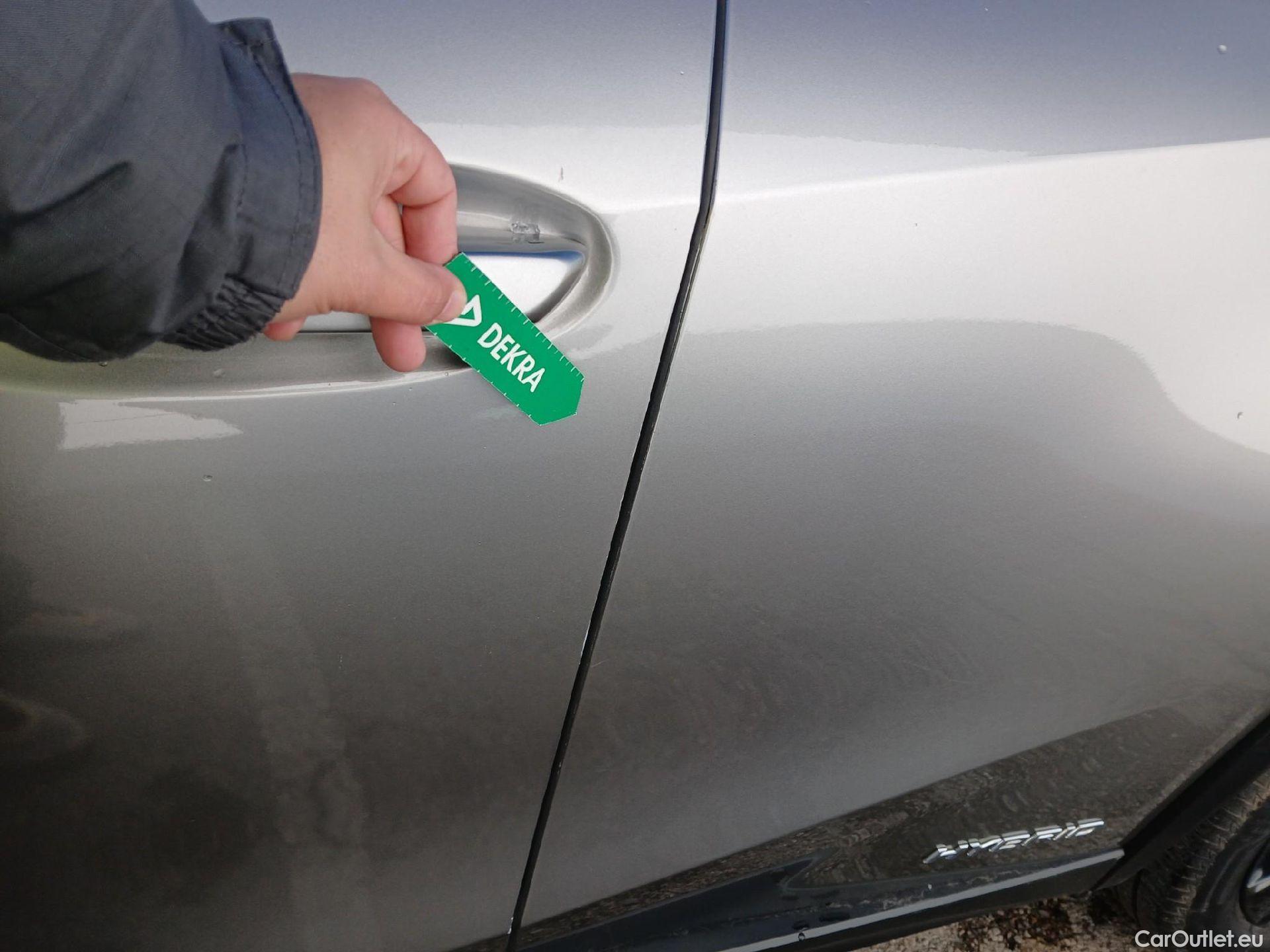  Lexus  UX LEXUS  / 2018 / 5P / todoterreno 2.0 250h Business Navigation (CX) #26