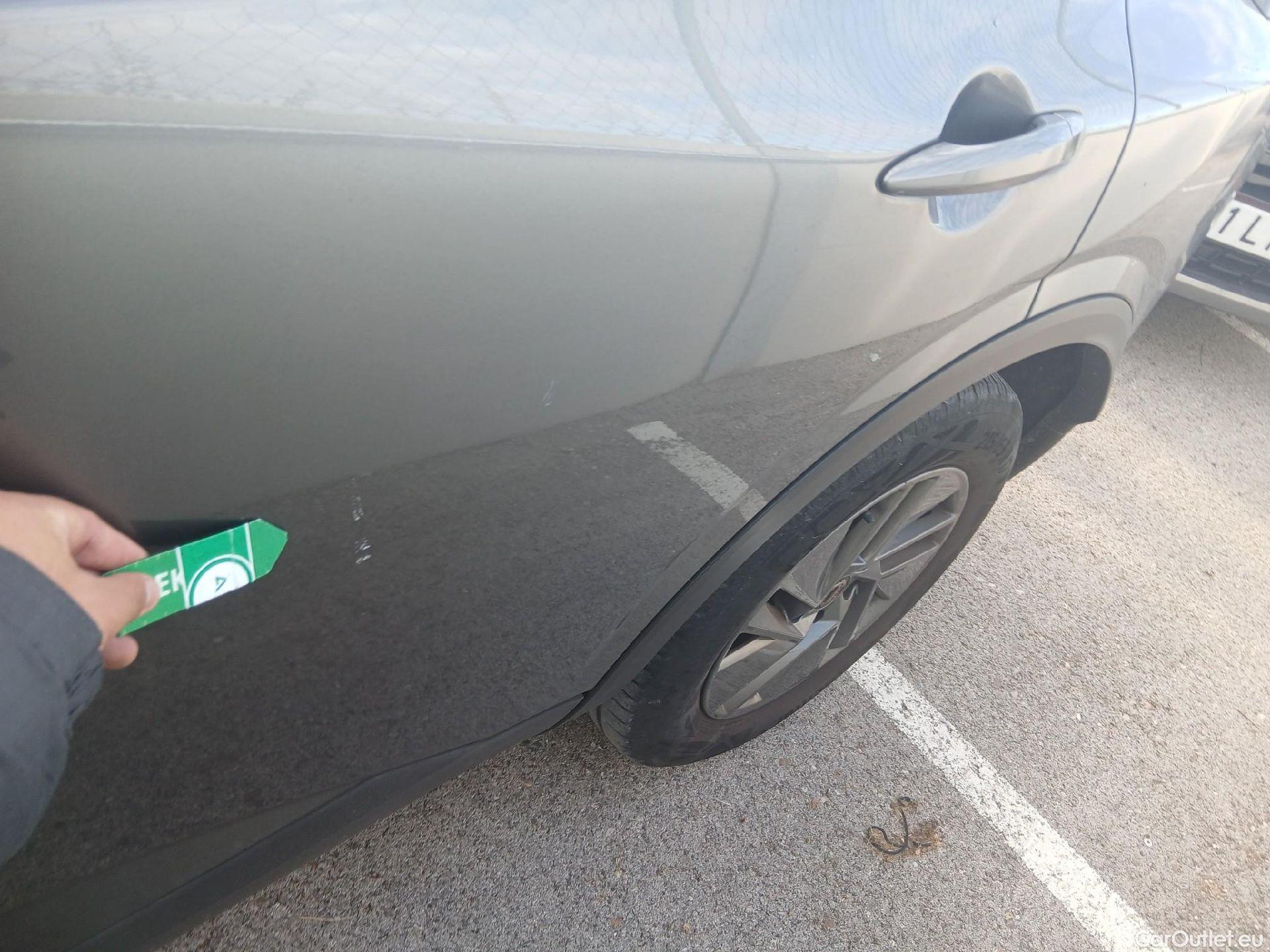  Nissan  Qashqai NISSAN  / 2021 / 5P / todoterreno DIG-T 116kW (158CV) mHEV Xtronic Acenta (AC) #26