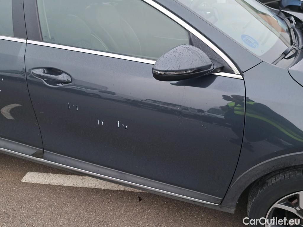  KIA  XCeed KIA  / 2019 / 5P / todoterreno 1.6 GDi PHEV 104kW (141CV) eTech #15