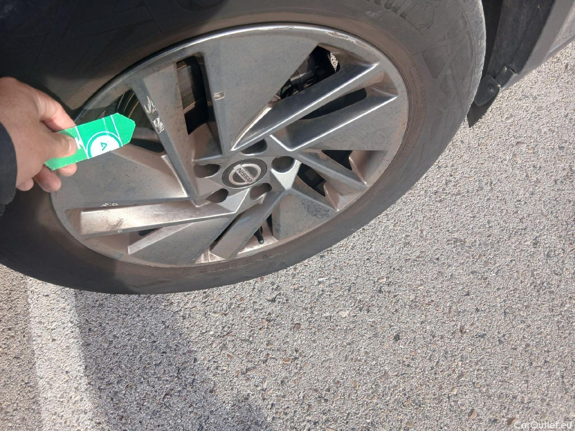  Nissan  Qashqai NISSAN  / 2021 / 5P / todoterreno DIG-T 116kW (158CV) mHEV Xtronic Acenta (AC) #50