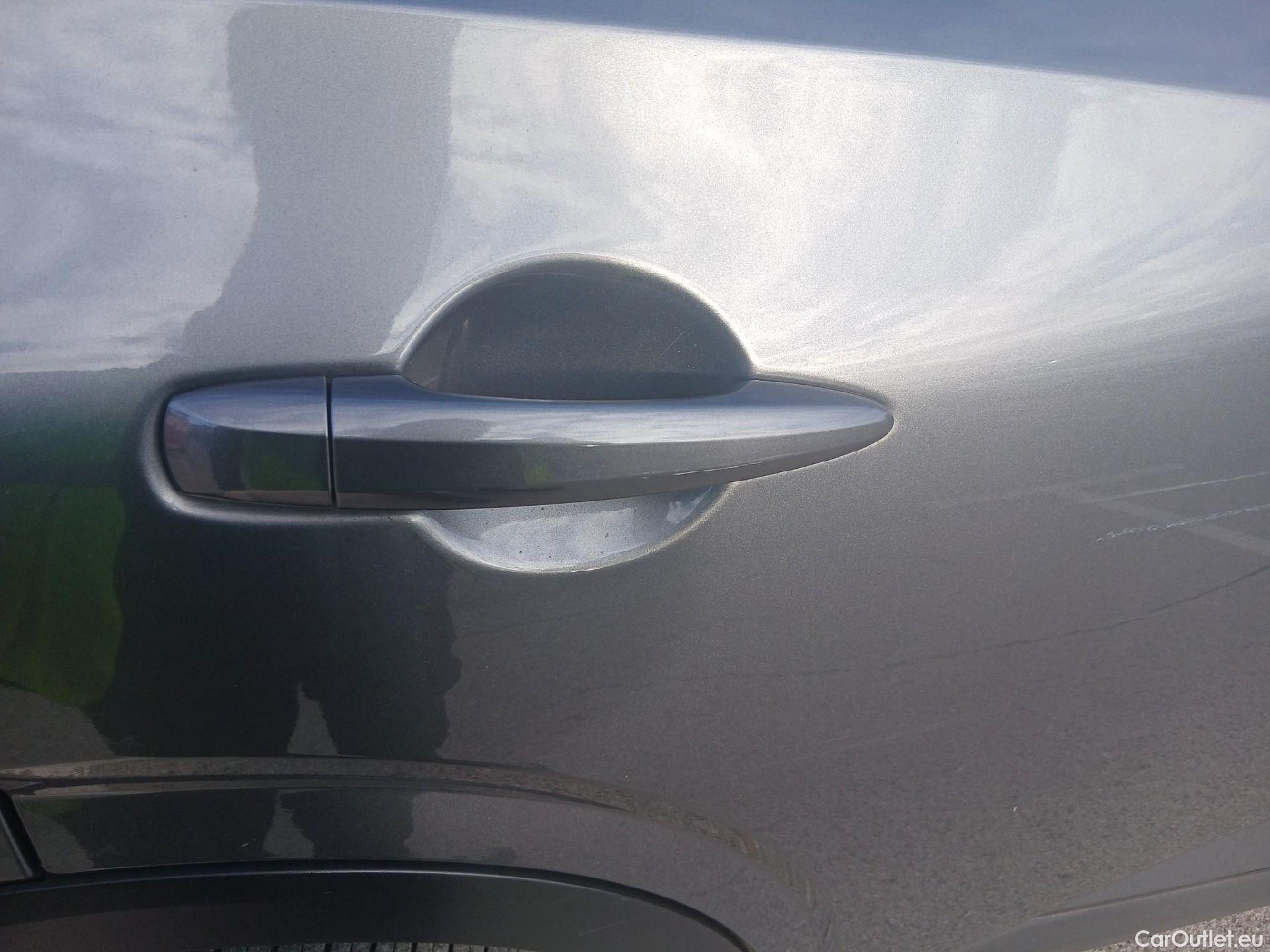  Nissan  Qashqai NISSAN  / 2021 / 5P / todoterreno DIG-T 116kW (158CV) mHEV Xtronic Acenta (AC) #37