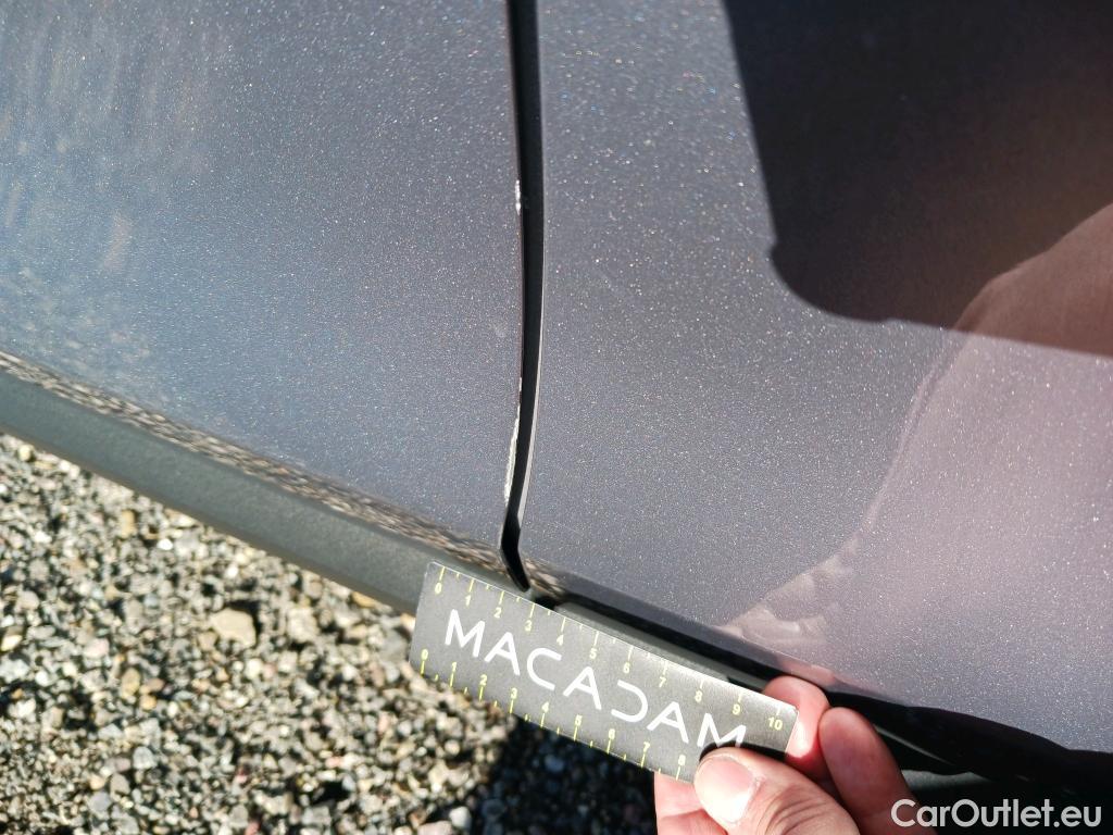  Opel  Crossland  X GS Line 1.2 Turbo 110CV MT6 E6d #8