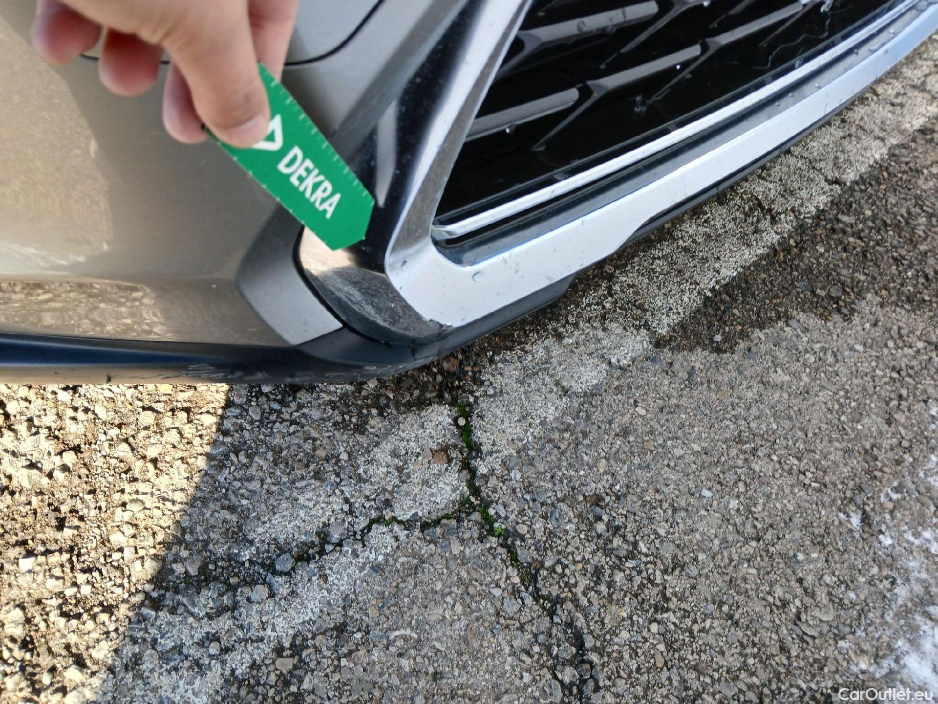  Lexus  UX LEXUS  / 2018 / 5P / todoterreno 2.0 250h Business Navigation (CX) #13