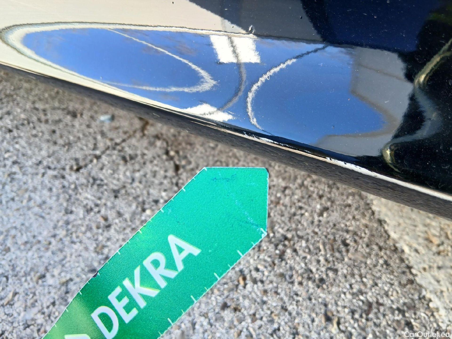  Mercedes  E-Klasse MERCEDES-BENZ Clase E / 2020 / 2P / coupé Coupé E 220 d 4MATIC #7