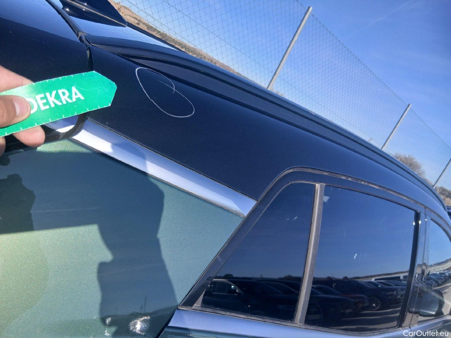  KIA  Sportage KIA  / 2022 / 5P / todoterreno 1.6 T-GDi HEV 171kW (230CV) GT-line 4X2 #40