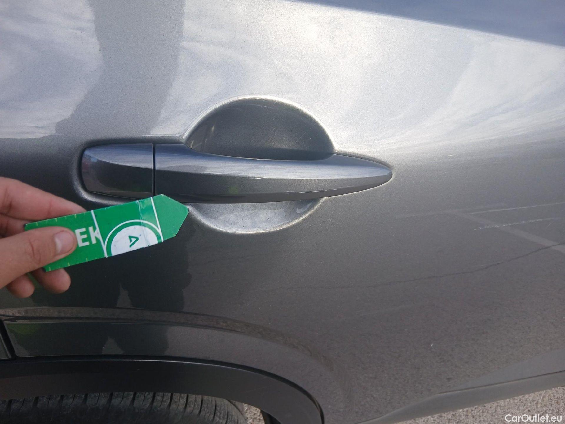  Nissan  Qashqai NISSAN  / 2021 / 5P / todoterreno DIG-T 116kW (158CV) mHEV Xtronic Acenta (AC) #38