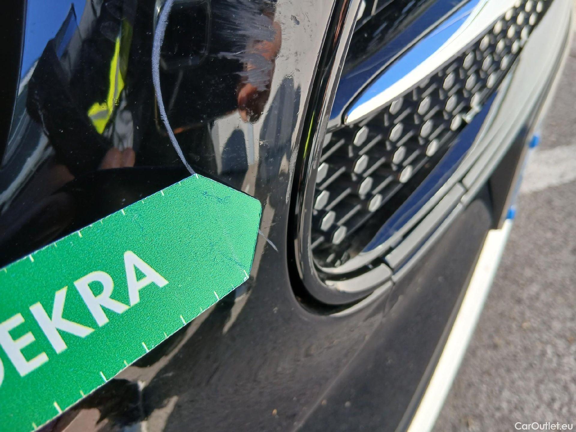  Mercedes  E-Klasse MERCEDES-BENZ Clase E / 2020 / 2P / coupé Coupé E 220 d 4MATIC #2