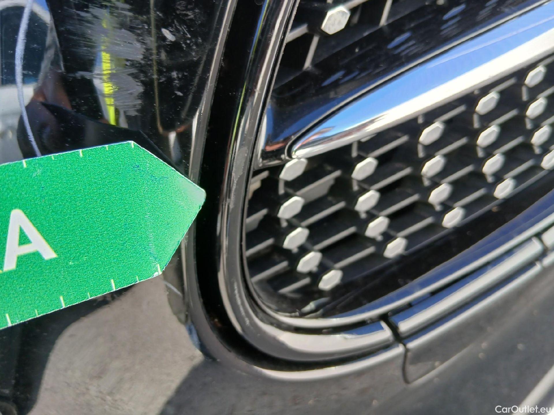  Mercedes  E-Klasse MERCEDES-BENZ Clase E / 2020 / 2P / coupé Coupé E 220 d 4MATIC #24