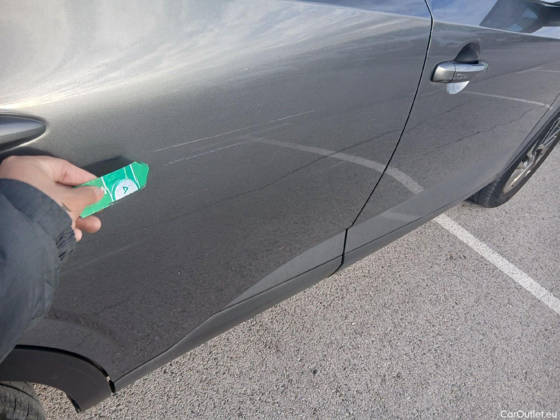  Nissan  Qashqai NISSAN  / 2021 / 5P / todoterreno DIG-T 116kW (158CV) mHEV Xtronic Acenta (AC) #36