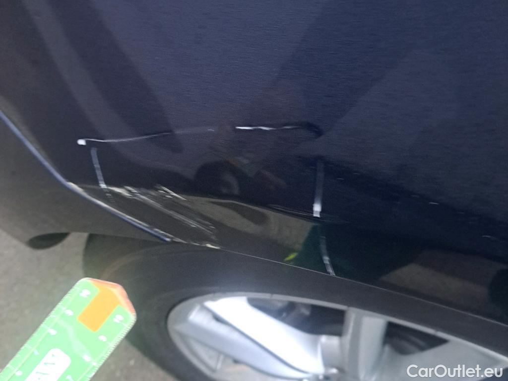  Land Rover  Range Rover Sport LAND ROVER  / 2017 / 5P / todoterreno 3.0D I6 183kW MHEV S AWD Auto. #4